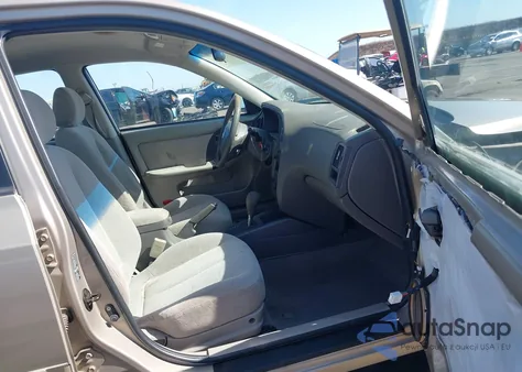 2006 Hyundai Elantra Gls/Limited z USA, uszkodzony, nr VIN KMHDN46D66U373108